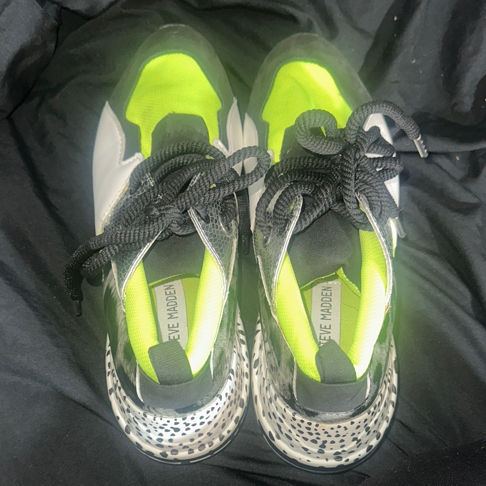 Steve Madden Neon Green and Black Sneakers